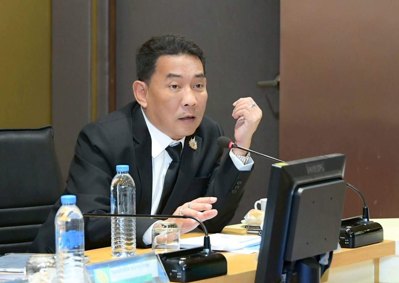 กรมชล ฯ ร่วมประชุมกำหนดแนวทางและหลักเกณฑ์การติดตั้งระบบผลิตไฟฟ้าพลังงานแสงอาทิตย์ในอ่างเก็บน้ำ