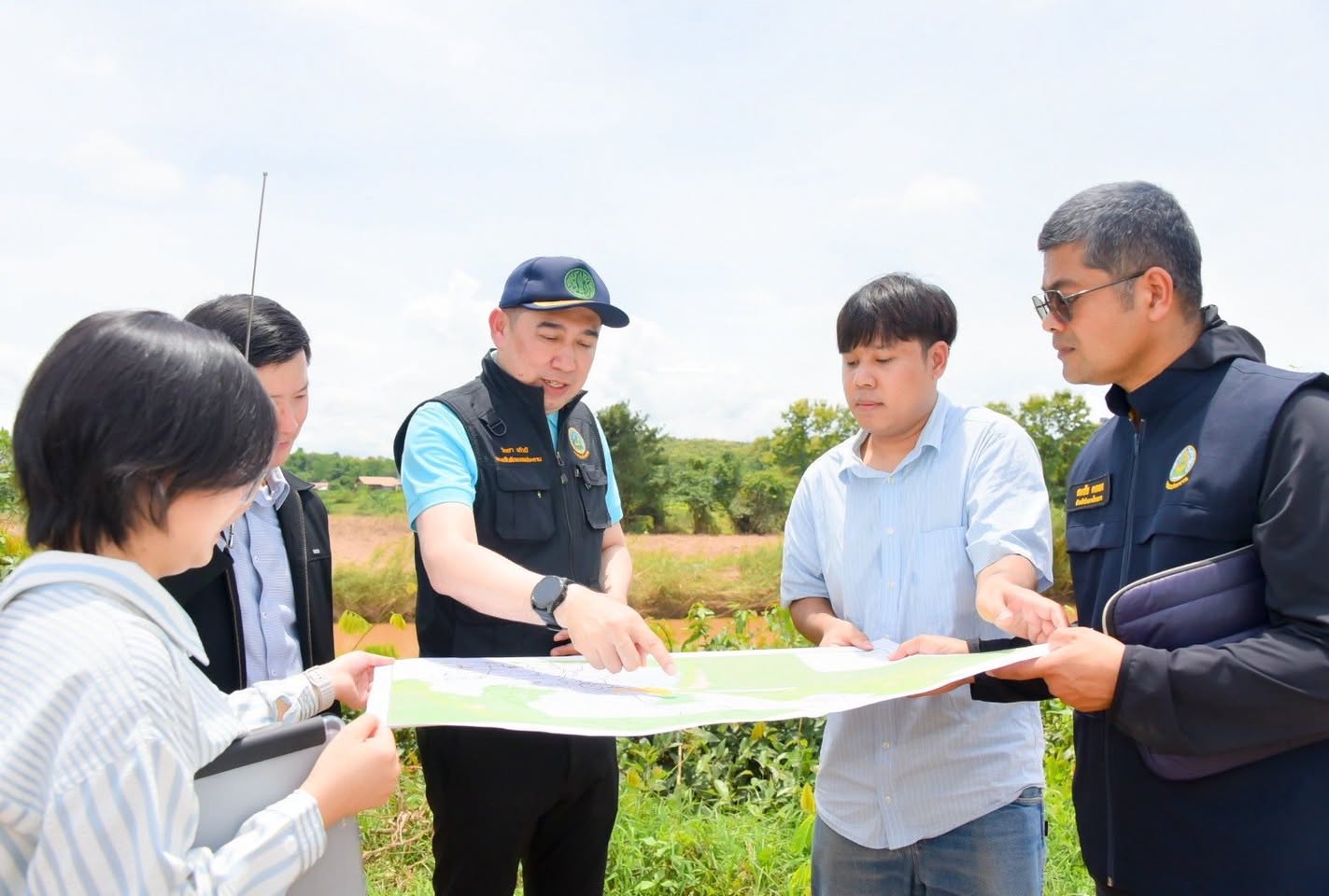 ชป. เปิดเวทีปฐมนิเทศฯ โครงการประตูระบายน้ำป่าแขม จ.พะเยา เดินหน้าโครงการบริหารจัดการน้ำลุ่มน้ำยม