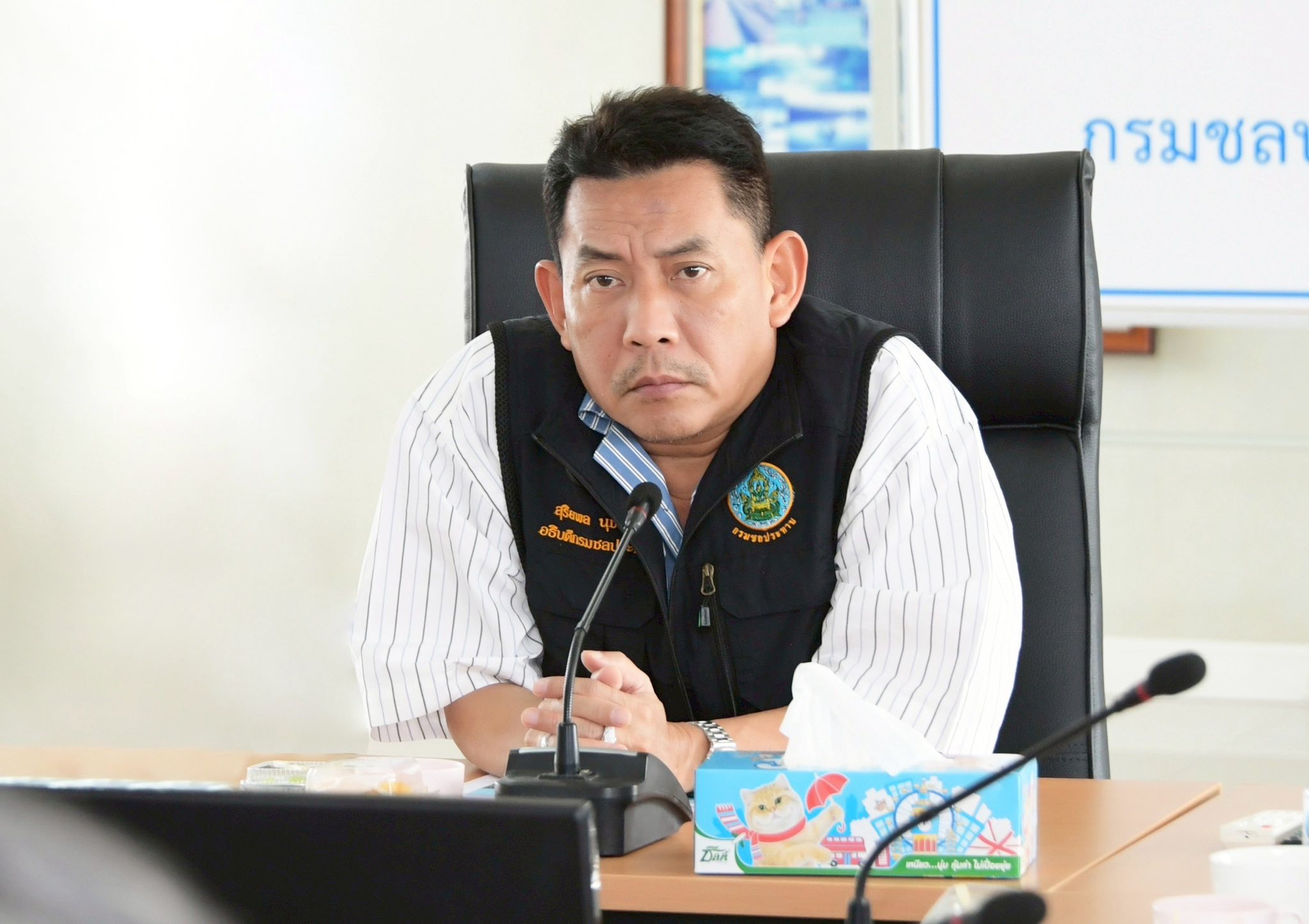 ชป. ลุย..เร่งระบายน้ำคลองชายทะเล  รับมือฝน-น้ำหนุน จ.สมุทรปราการ 