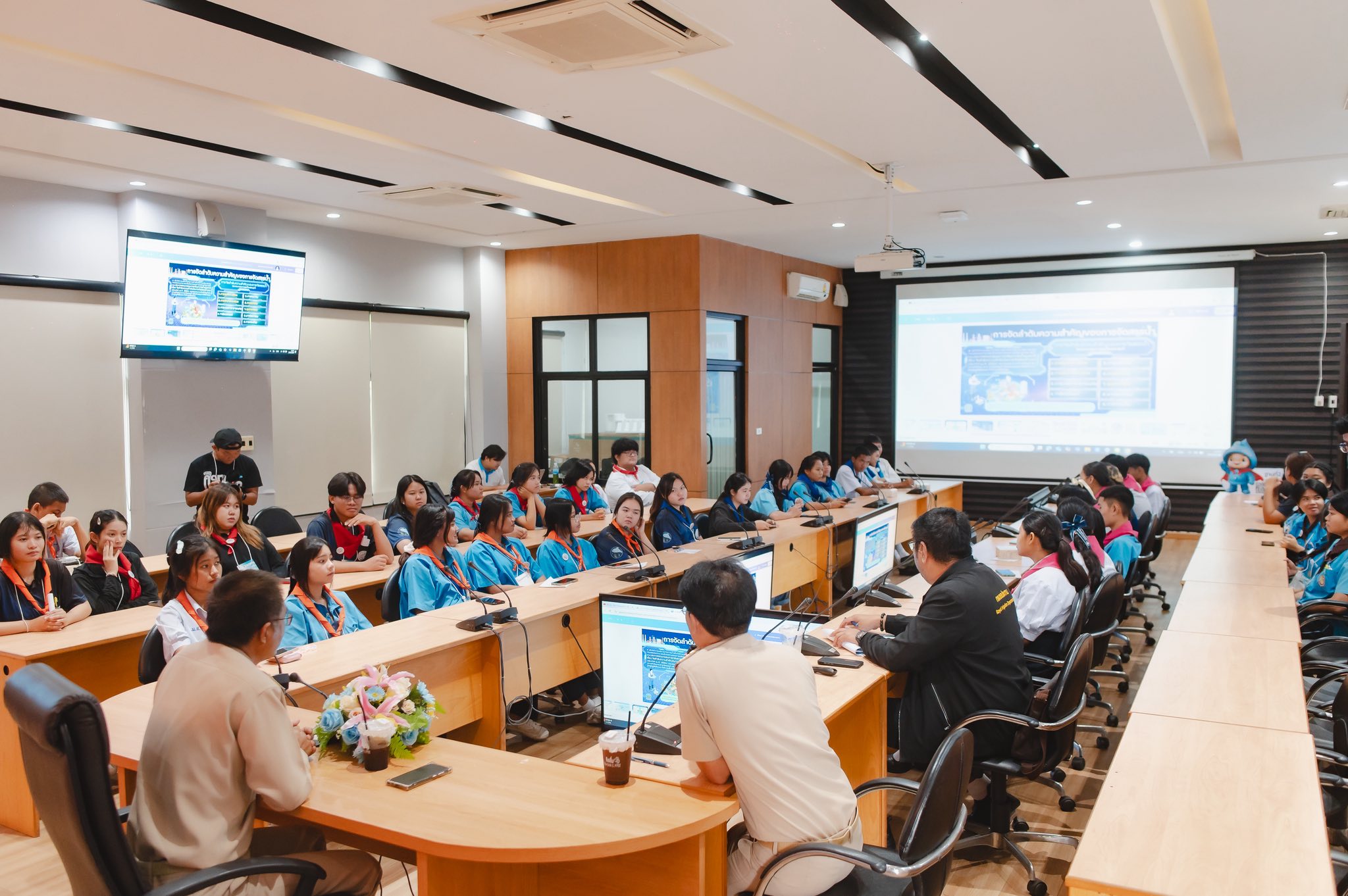 547450295 1196133785894557 1468073229035242680 n