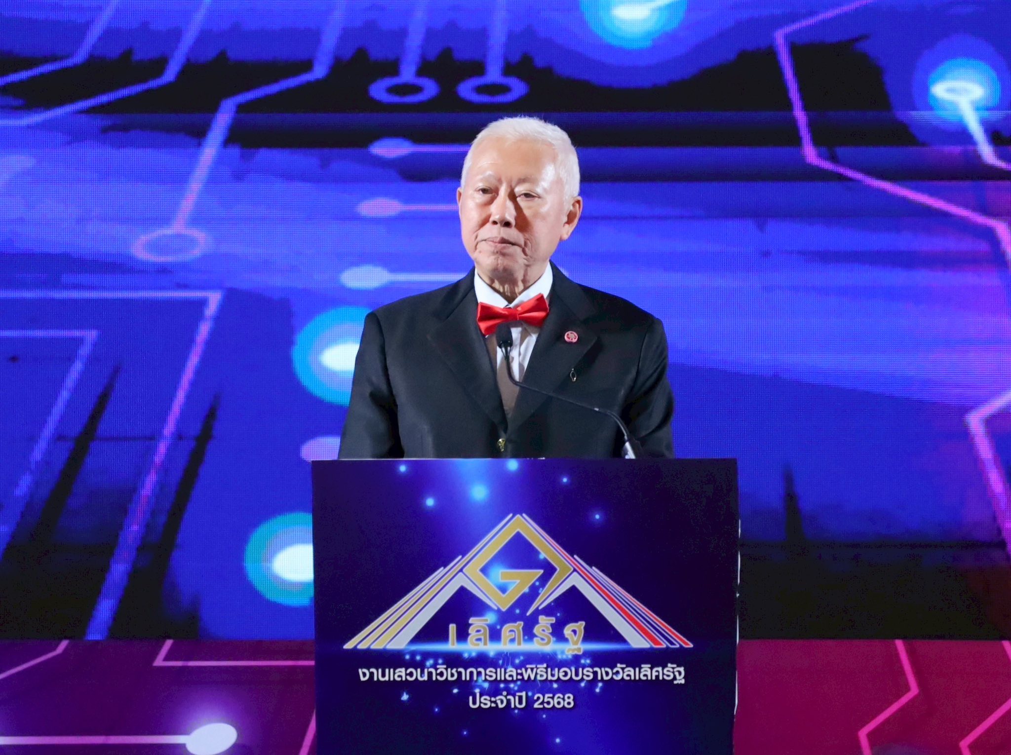 กรมชล ฯ คว้า 3 รางวัลเลิศรัฐ ประจำปี 68 มุ่งมั่นพัฒนาการบริหารจัดการน้ำเพื่อประชาชน