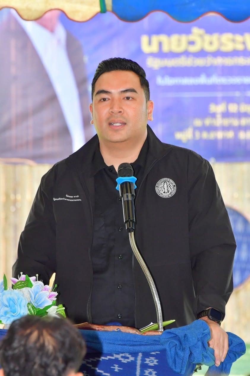 รมช.เกษตรฯ ลงพื้นที่สกลนคร ติดตามการบริหารจัดการน้ำ หนุนความมั่นคงด้านน้ำภาคการเกษตร