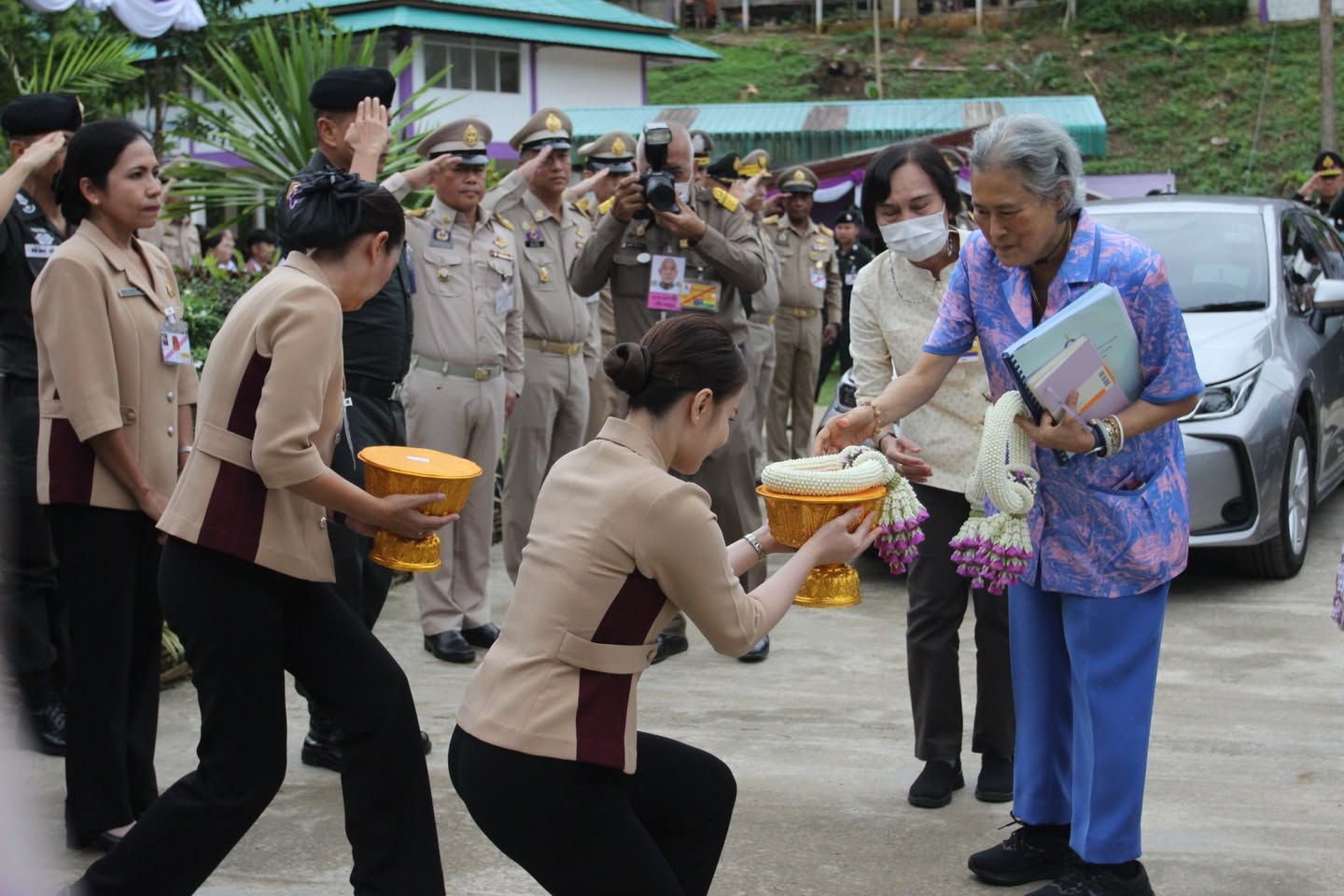 สมเด็จพระกนิษฐาธิราชเจ้า กรมสมเด็จพระเทพรัตนราชสุดาฯ เสด็จพระราชดำเนินไปทรงปฏิบัติพระราชกรณียกิจในพื้นที่จังหวัดพะเยาและจังหวัดเชียงราย