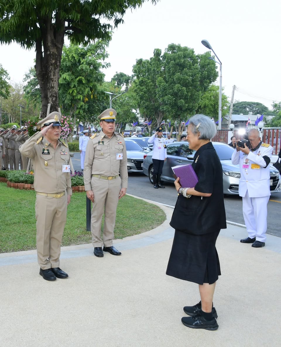 กรมชลประทาน เฝ้าฯ รับเสด็จ สมเด็จพระกนิษฐาธิราชเจ้า กรมสมเด็จพระเทพรัตนราชสุดา ฯ สยามบรมราชกุมารี